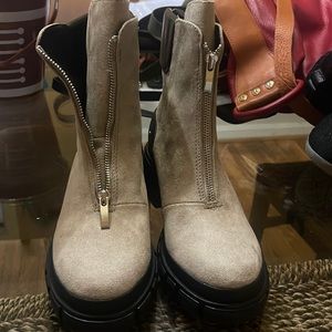 Brand new boots never used